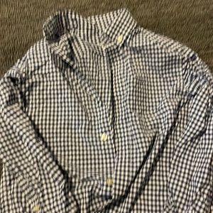 EUC Vineyard Vines Gingham button down